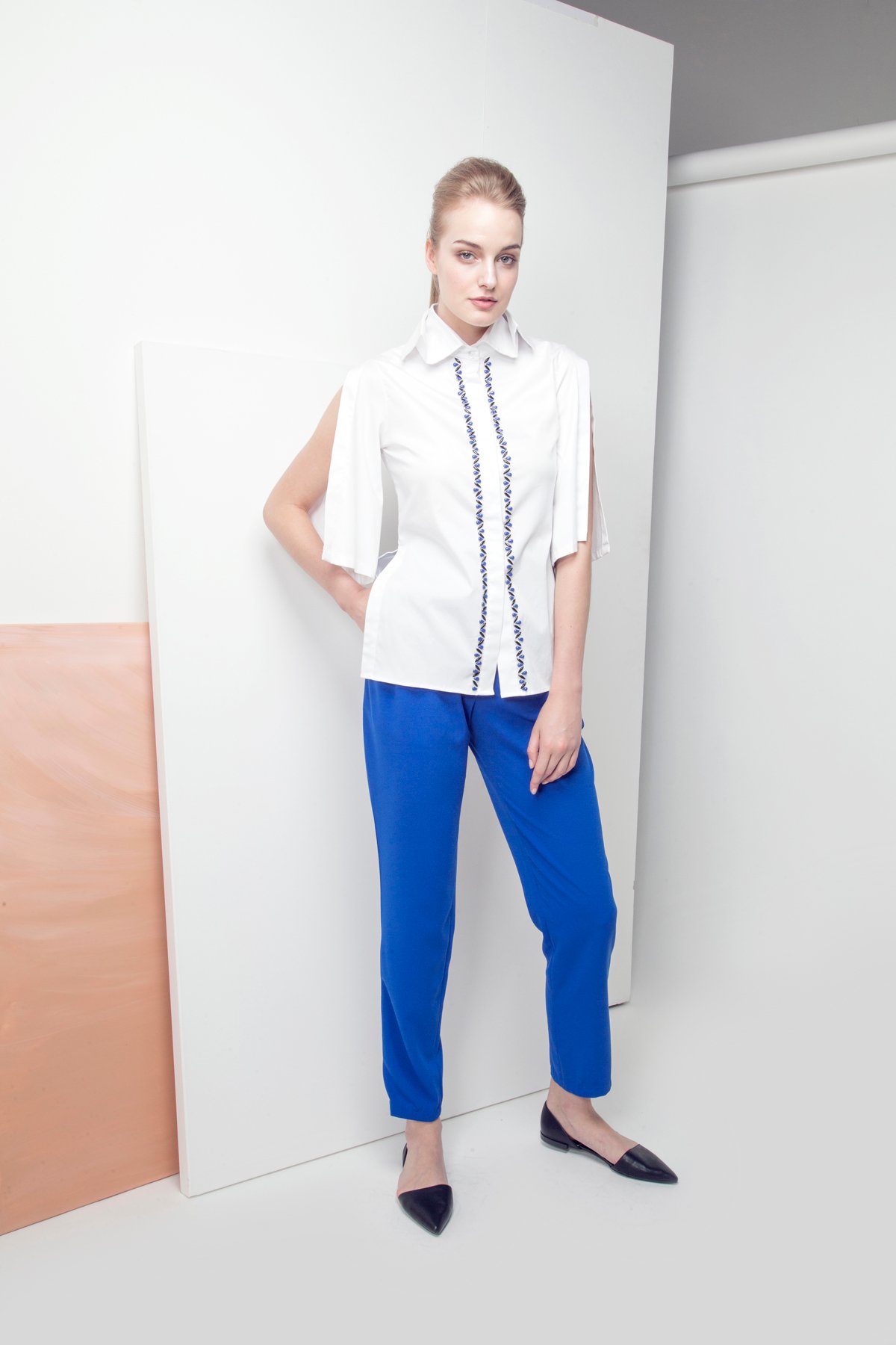 L-P003 Pleated high-waist crepe pants (1)