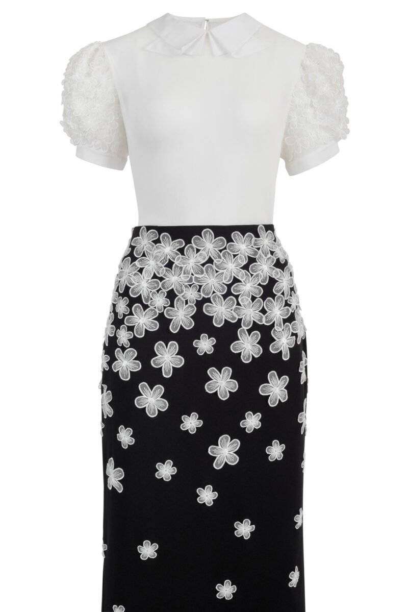 L-S001 Flower embellished pencil crepe skirt (2)