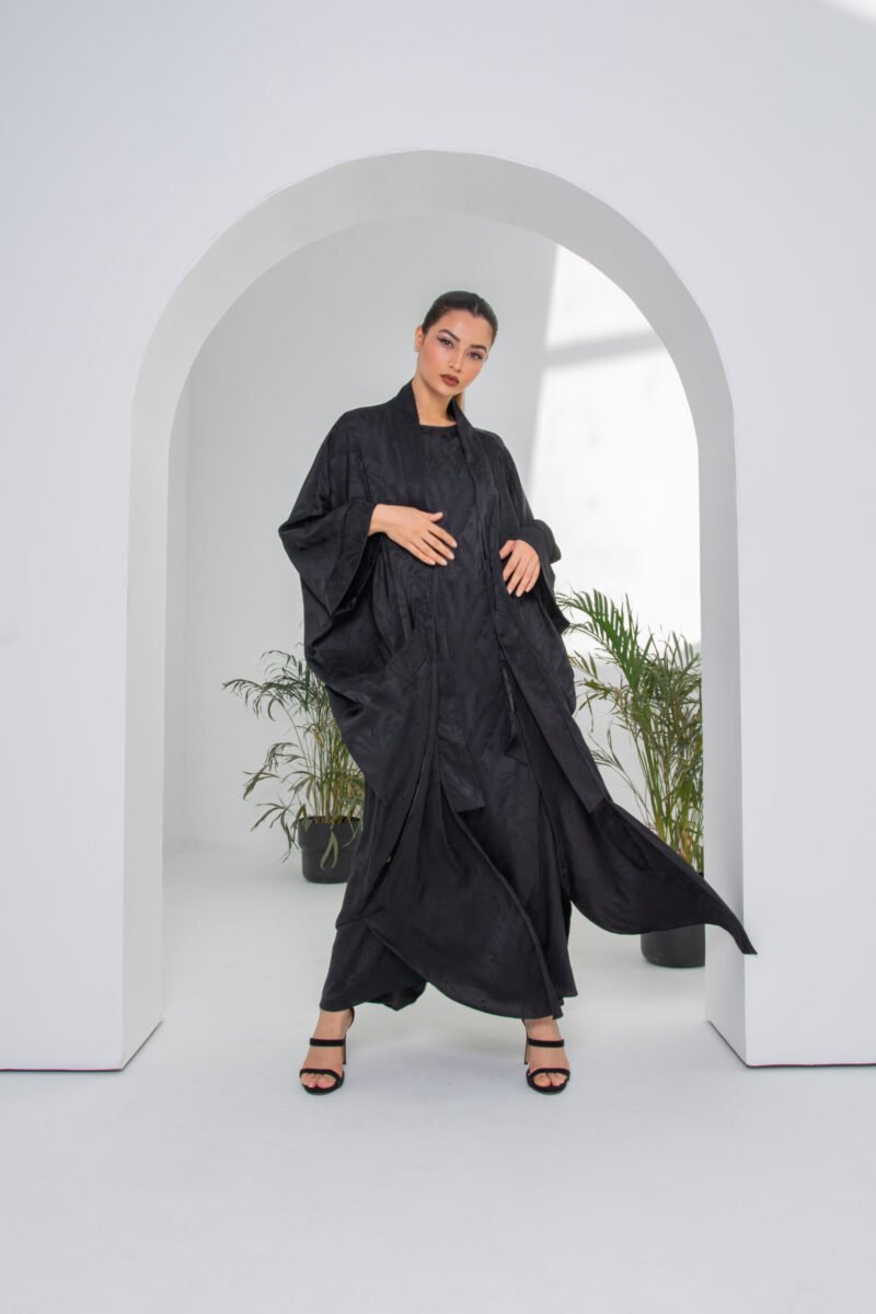 SS23 L-AK004 Mariposa Cut Engraved Silk Abaya With Pocket Black 1