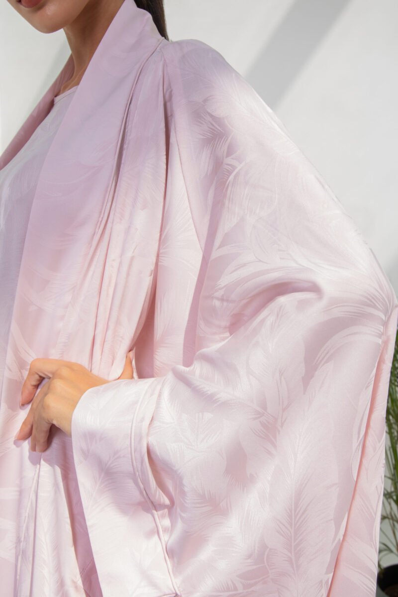 SS23 L-AK004 Mariposa Cut Engraved Silk Abaya With Pocket Pale Lilac 4