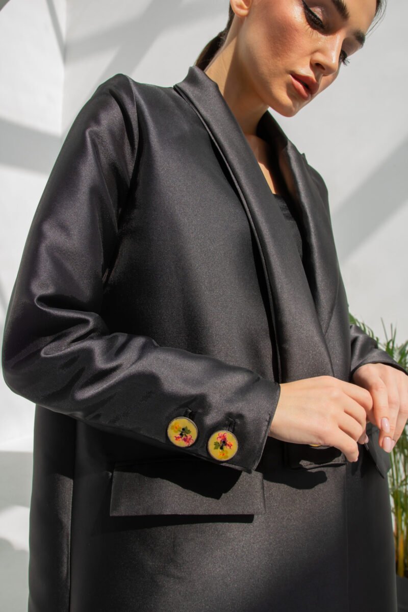 SS23 L-AS013 Mikado Abaya In An Un Symmetrical Modern Lapel Carring A Jumbo Handmade Pointed Button Black 6