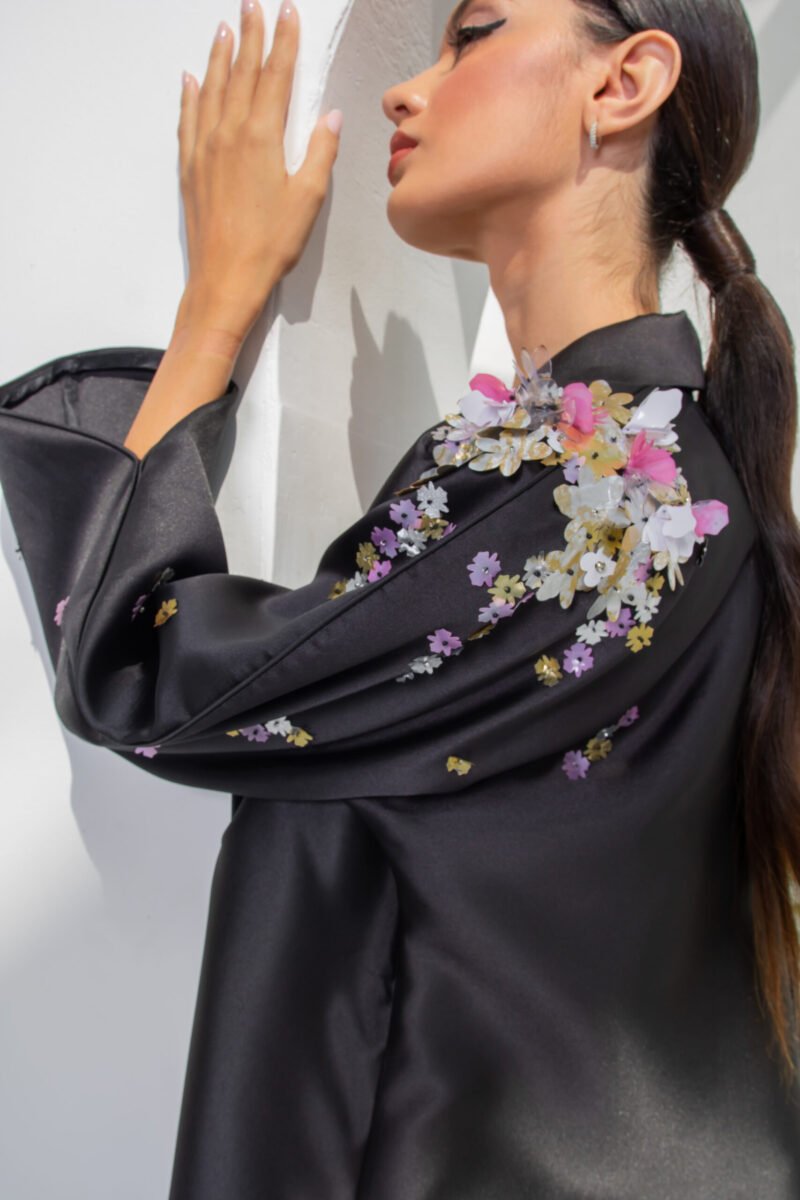 SS23 L-AH003 Mikado Abaya With One Side 3D Embroidary In Floral Motifs Black 3